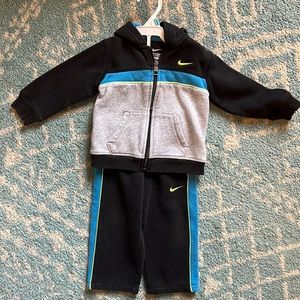 Nike Sweatsuit
